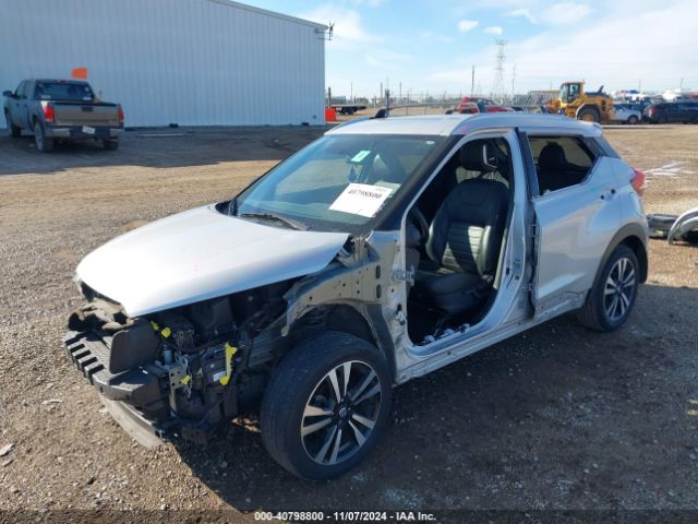 3N1CP5CU1KL528806 Nissan KICKS SR