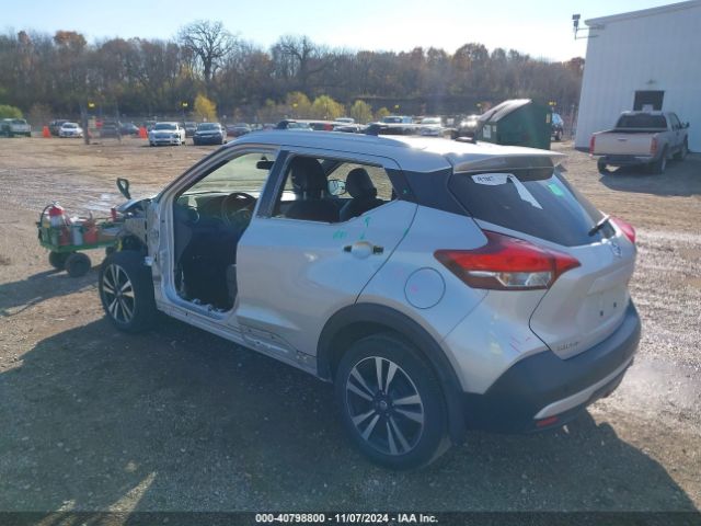 3N1CP5CU1KL528806 Nissan KICKS SR