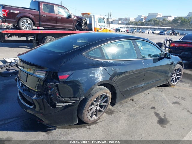 2023 TESLA MODEL 3 5YJ3E1EA7PF456899 Photo 3