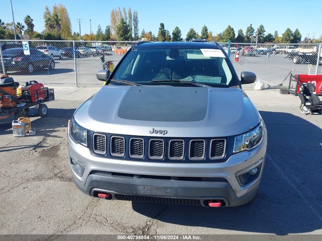 3C4NJDDB6KT668848 Jeep Compass Trailhawk 4x4