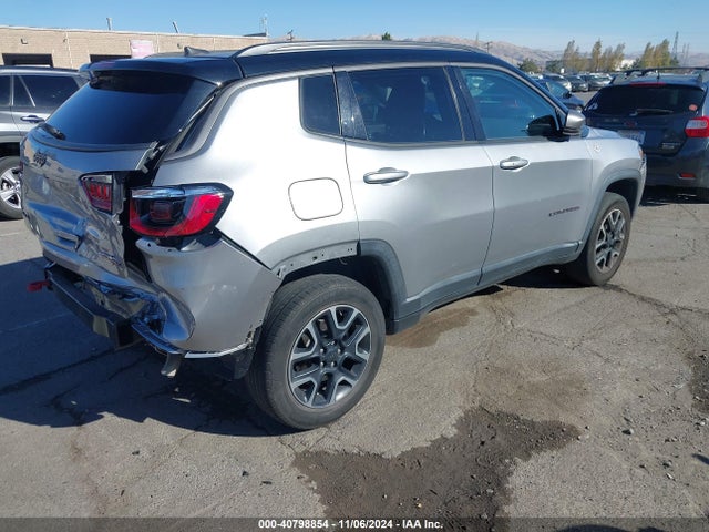 3C4NJDDB6KT668848 Jeep Compass Trailhawk 4x4