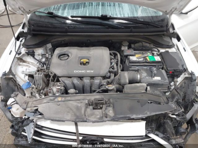 5NPD84LF0JH323938 Hyundai ELANTRA SEL