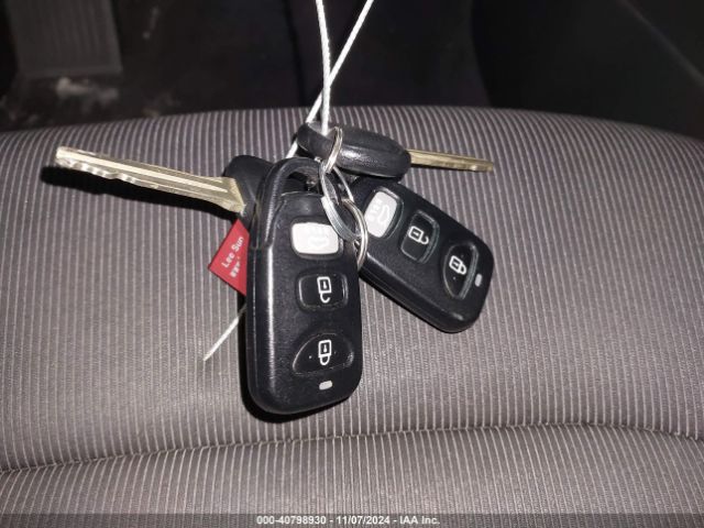 5NPD84LF0JH323938 Hyundai ELANTRA SEL