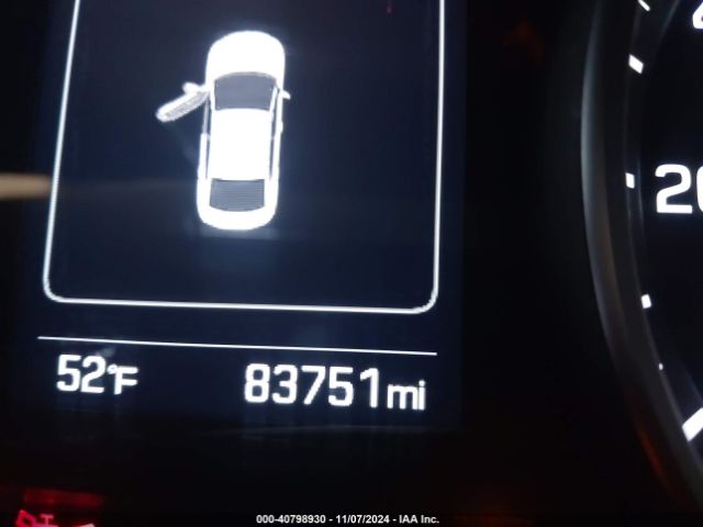 5NPD84LF0JH323938 Hyundai ELANTRA SEL