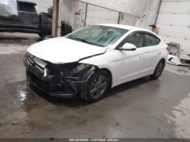 5NPD84LF0JH323938 Hyundai ELANTRA SEL