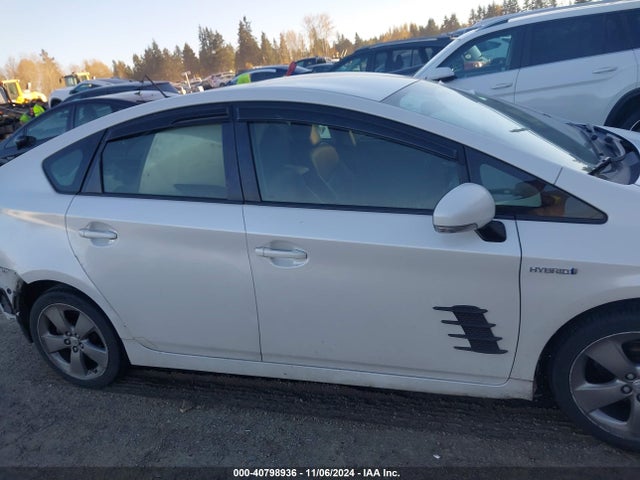 JTDKN3DU3F0414911 Toyota Prius Persona Series Special Edition