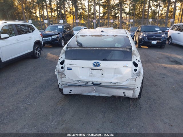 JTDKN3DU3F0414911 Toyota Prius Persona Series Special Edition
