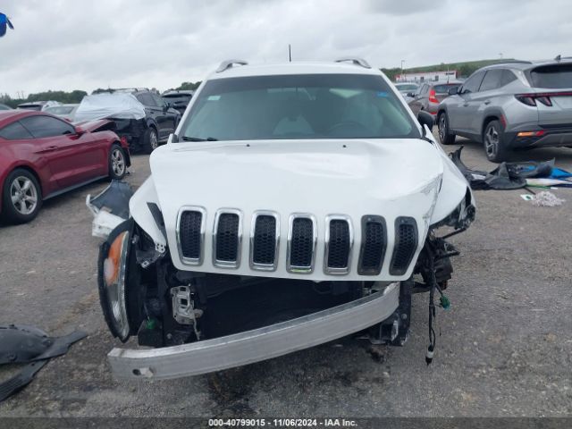 1C4PJMCS1HW544791 Jeep Cherokee Latitude 4x4