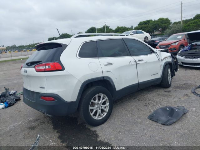 1C4PJMCS1HW544791 Jeep Cherokee Latitude 4x4