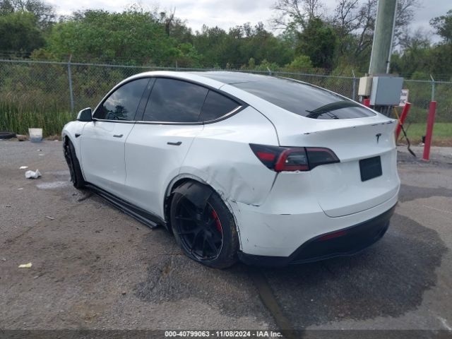 7SAYGDEF9NF394256 Tesla Model Y Performance Dual Motor All-wheel Drive