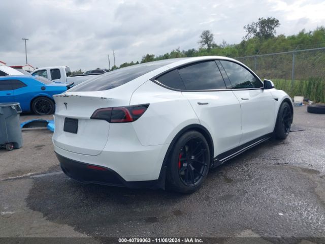 7SAYGDEF9NF394256 Tesla Model Y Performance Dual Motor All-wheel Drive