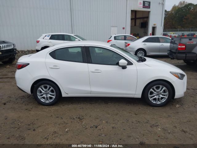 3MYDLBYVXHY153864 Toyota YARIS IA