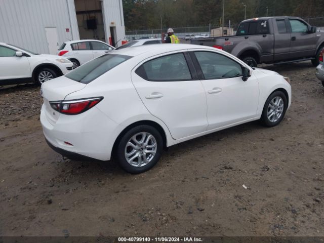 3MYDLBYVXHY153864 Toyota YARIS IA