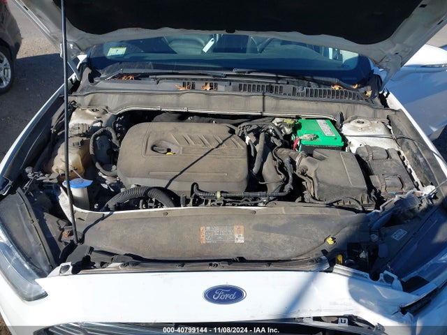 3FA6P0HD3FR144878 Ford FUSION SE