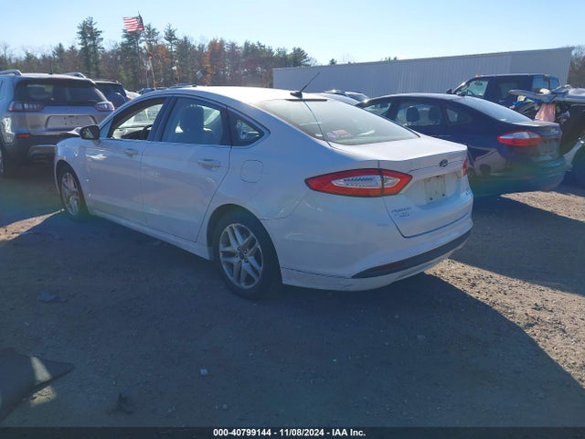 3FA6P0HD3FR144878 Ford FUSION SE