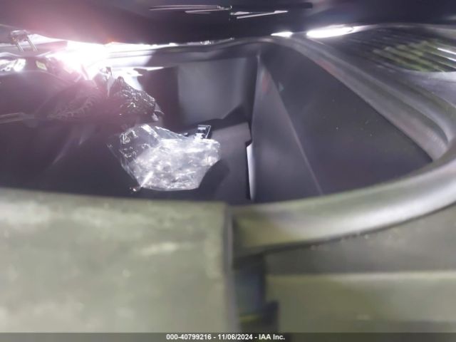 7PDSGABA4PN008558 Rivian R1s Adventure