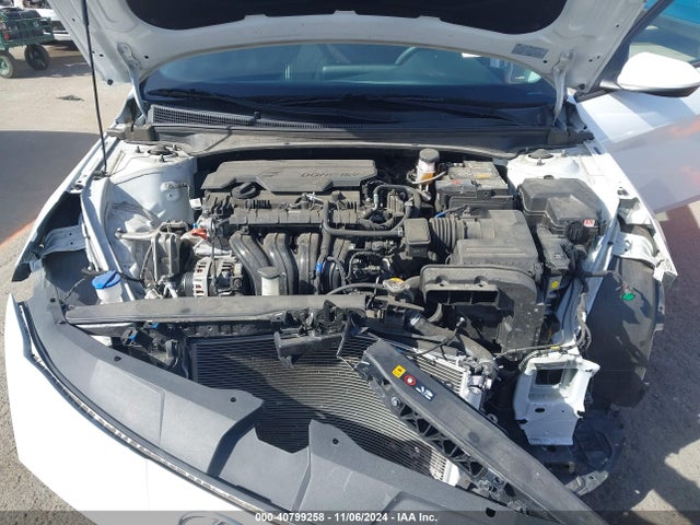 5NPLS4AG4MH042299 Hyundai ELANTRA SEL