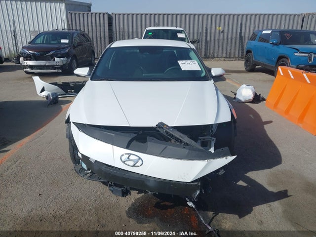5NPLS4AG4MH042299 Hyundai ELANTRA SEL