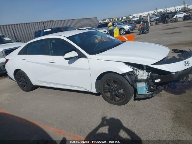 5NPLS4AG4MH042299 Hyundai ELANTRA SEL