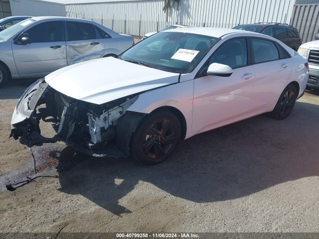 5NPLS4AG4MH042299 Hyundai ELANTRA SEL