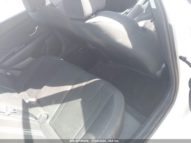 5NPLS4AG4MH042299 Hyundai ELANTRA SEL