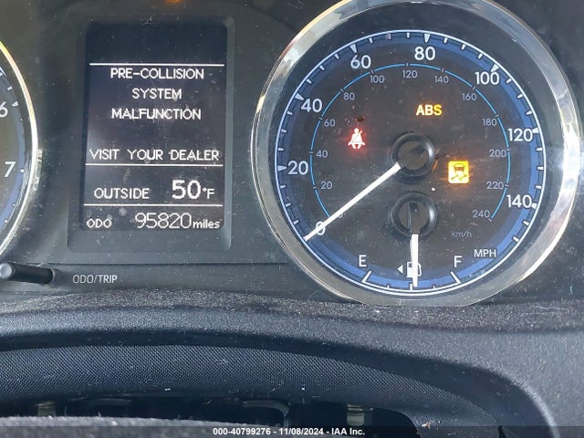 Toyota COROLLA LE 2018 2T1BURHE0JC063169 Image 7