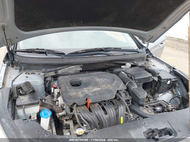 Hyundai SONATA SE 2015 5NPE24AF0FH002787 Image 10