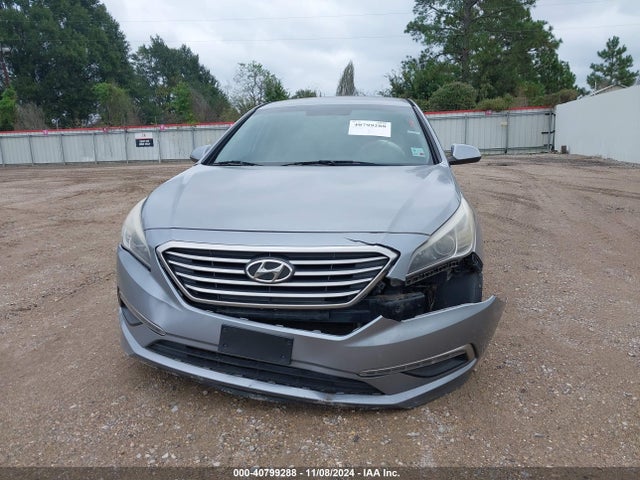 Hyundai SONATA SE 2015 5NPE24AF0FH002787 Image 12