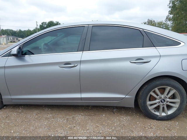 Hyundai SONATA SE 2015 5NPE24AF0FH002787 Image 14