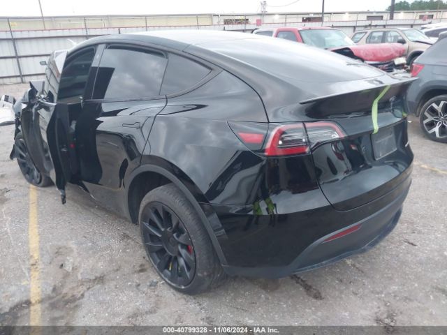 7SAYGDEE4PA078206 Tesla Model Y