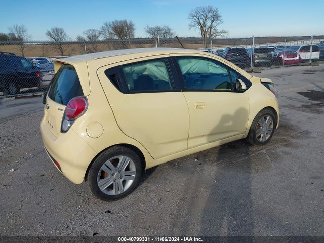Chevrolet Spark 1lt Cvt 2015 KL8CD6S98FC715849 Image 4