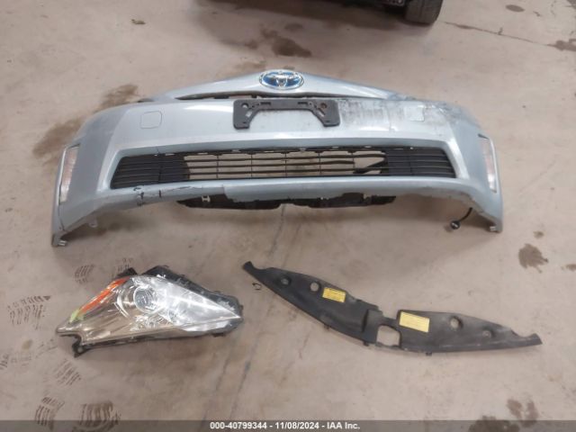 JTDZN3EU3E3353585 Toyota Prius V Three