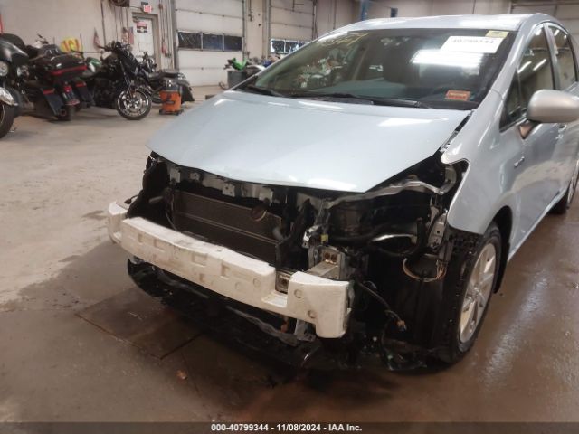 JTDZN3EU3E3353585 Toyota Prius V Three