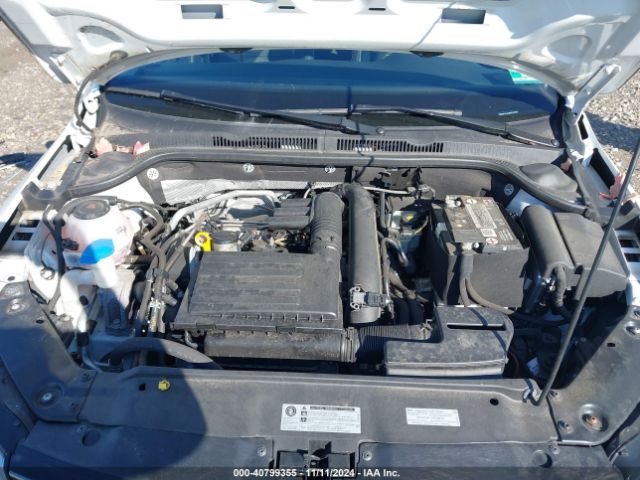 3VWDB7AJ0JM240589 Volkswagen Jetta 1.4t Se/1.4t Wolfsburg Edition