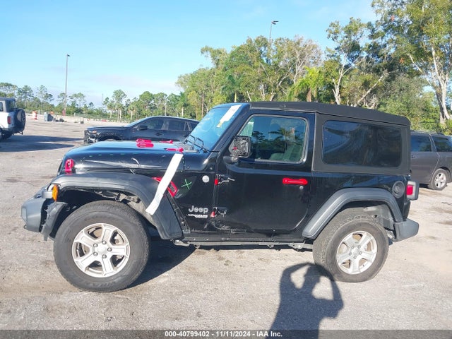 1C4GJXAG1JW139665 Jeep Wrangler Sport S 4x4