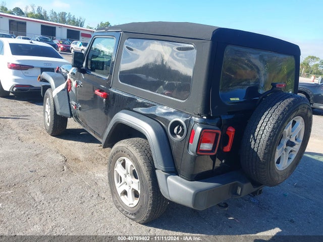 1C4GJXAG1JW139665 Jeep Wrangler Sport S 4x4