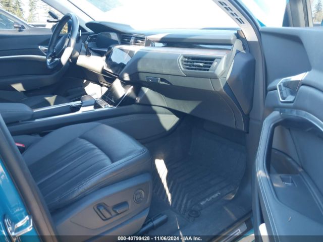 WA1LAAGE5KB005407 Audi E-tron Premium Plus