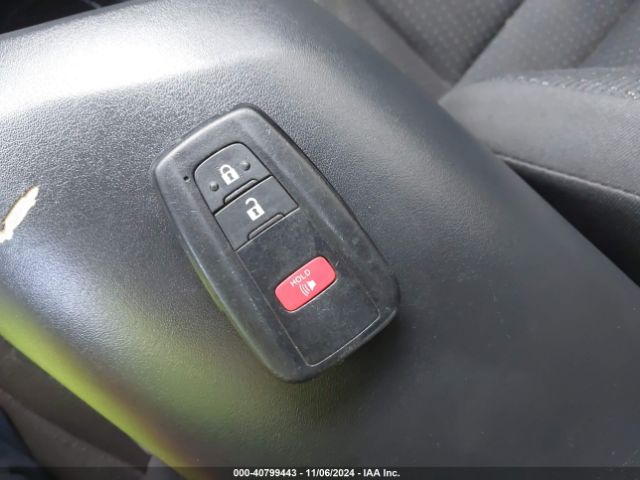 JTNKHMBX3J1010211 Toyota C-hr Xle Premium
