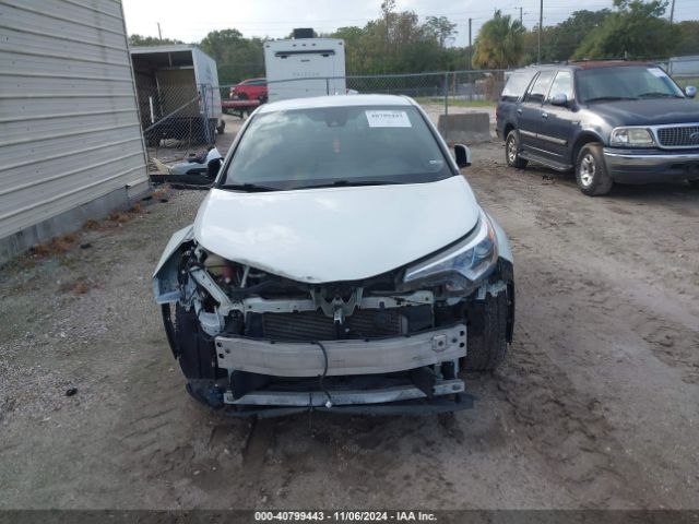 JTNKHMBX3J1010211 Toyota C-hr Xle Premium