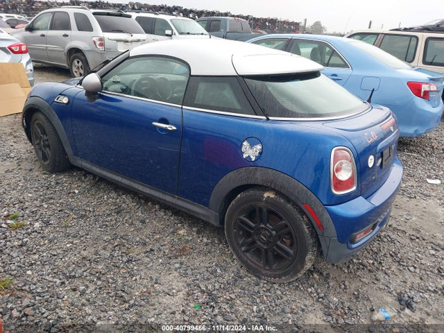2012 MINI COOPER S WMWSX3C55CT155432 Photo 2