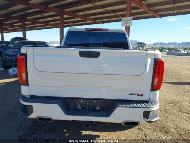 3GTP9EEL5MG117675 GMC Sierra 1500 4wd  Short Box At4