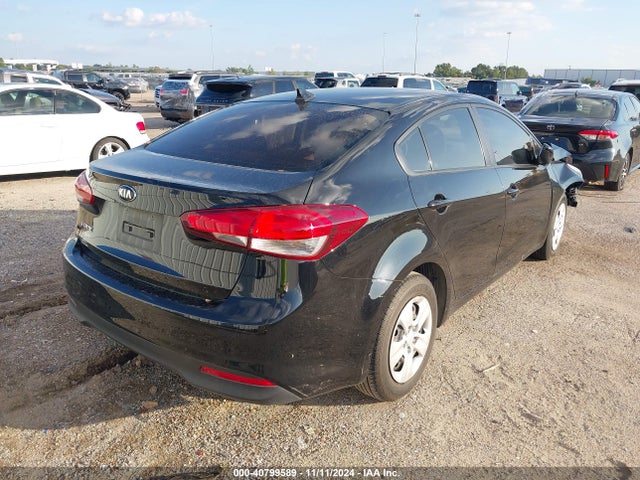 KIA FORTE LX 2017 3KPFK4A70HE066218 Image 4