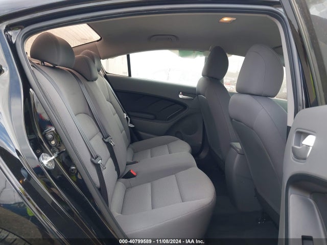 KIA FORTE LX 2017 3KPFK4A70HE066218 Image 8