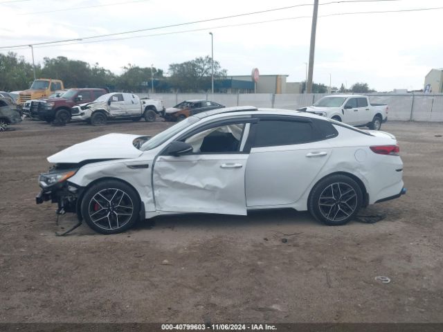 5XXGW4L28LG423364 KIA Optima Sx Turbo