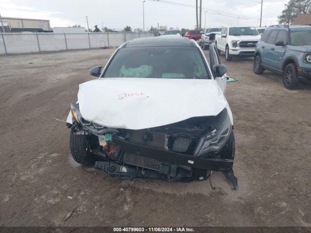 5XXGW4L28LG423364 KIA Optima Sx Turbo