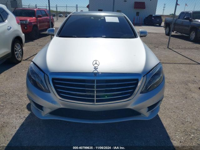 WDDUG8FB6FA129129 Mercedes-Benz S 550 4matic
