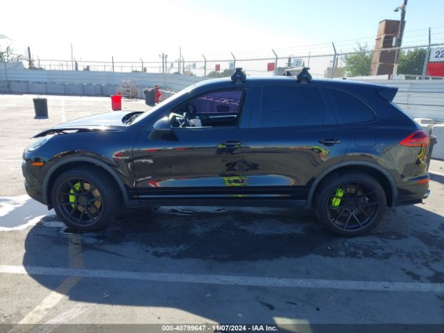 WP1AE2A25GLA63636 Porsche Cayenne E-hybrid S