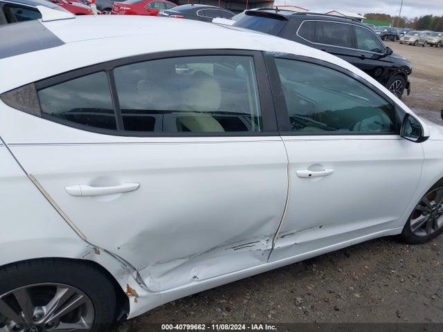 Hyundai Elantra Value Edition 2017 5NPD84LF5HH183718 Image 13