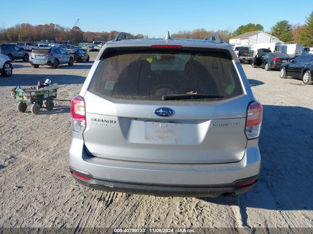 Subaru Forester 2.5i Premium 2018 JF2SJAEC9JH595174 Image 16