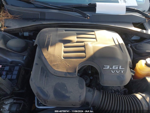 Chrysler 300 2021 2C3CCABG2MH506990 Image 10